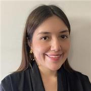 Doy clases de español e inglés, y también puedes practicar conmigo